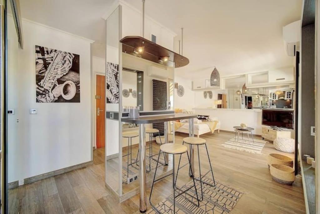 Beautiful 28m2 With Balcony Apartamento