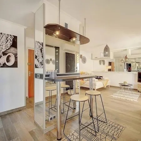 Beautiful 28M2 Studio With Balcony Cannes Buitenkant foto