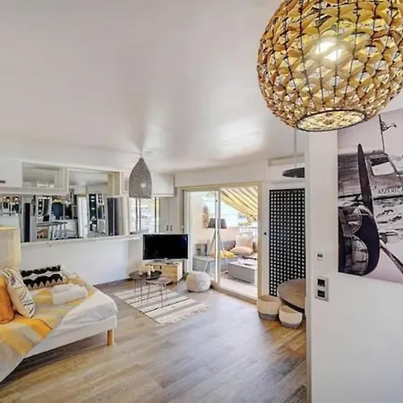 Beautiful 28M2 Studio With Balcony Cannes Buitenkant foto