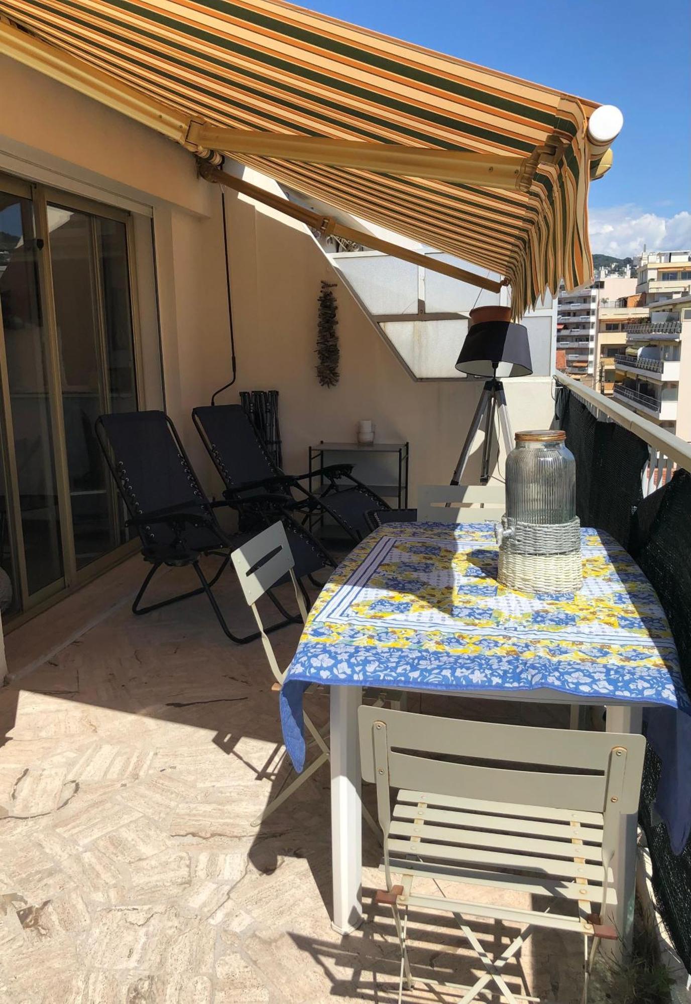 Apartment Beautiful 28m2 With Balcony